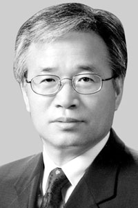 [매일경제] 정병석 총장 기고칼럼 ˝비정규직문제, 기본원칙으로 풀어야˝