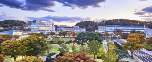 [동아일보] ‘학생 교육’ 평가 1위… 최첨단 공학 설비 갖춰