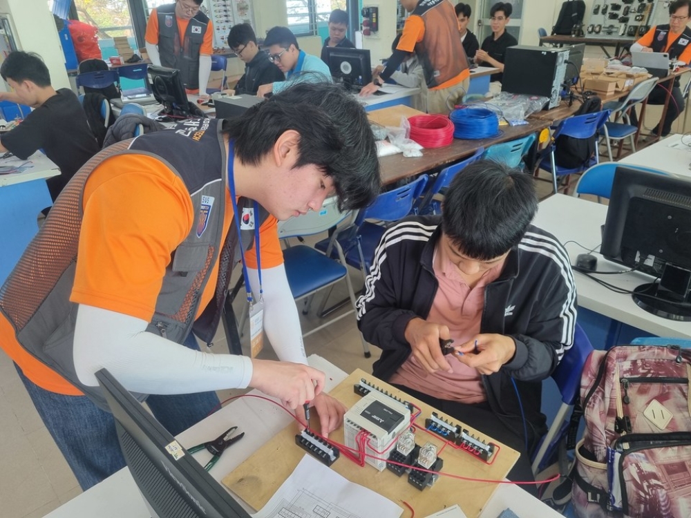 [한국대학신문] 한기대, 베트남서 동계 국외 기술교육봉사 성료